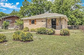 2025 15th Way Sw, Birmingham, Al 35211 in Birmingham, AL