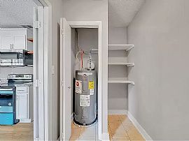 2025 15th Way Sw, Birmingham, Al 35211 in Birmingham, AL (Photo 9 of 12)