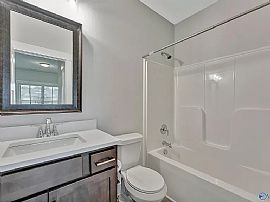 2538 Celia Ct Sw, Huntsville, Al 35803 in Huntsville, AL (Photo 4 of 12)