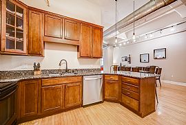 730 N Plankinton Ave Unit 3a, Milwaukee, Wi 53203 in Milwaukee, WI (Photo 4 of 6)