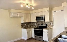 1218 Junction Dr, Sparks, Nv 89434 in Sparks, NV (Photo 5 of 12)