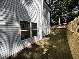 5210 Phoenix St, Cumming, Ga 30041 . Lovely House For Rent in Cumming, GA (Photo 2 of 9)