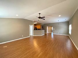 386 Jasmine Dr, Madison, Al 35757 in Madison, AL (Photo 7 of 12)