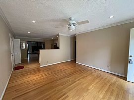 711 Larry Dr, Madison, Al 35758 in Madison, AL (Photo 3 of 12)