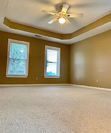 102 Danvers Dr, Madison, Al 35758 in Madison, AL (Photo 7 of 12)