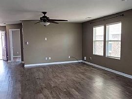 202 Sagebrook Dr, Madison, Al 35757 in Madison, AL (Photo 3 of 12)