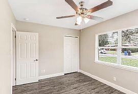 705 Oak Ridge Dr, Brandon, Fl 33510 in Brandon, FL (Photo 10 of 12)