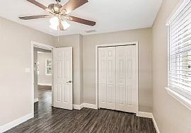 705 Oak Ridge Dr, Brandon, Fl 33510 in Brandon, FL (Photo 11 of 12)