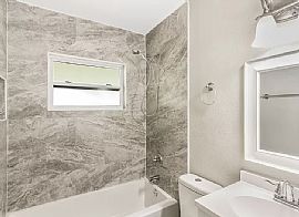 705 Oak Ridge Dr, Brandon, Fl 33510 in Brandon, FL (Photo 7 of 12)