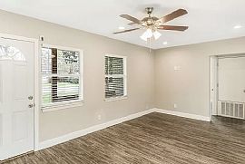 705 Oak Ridge Dr, Brandon, Fl 33510 in Brandon, FL (Photo 8 of 12)