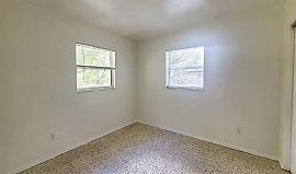 2467 Hyde Park St, Sarasota, Fl 34239 in Sarasota, FL (Photo 9 of 9)