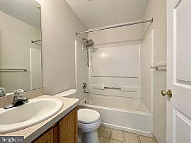 Wonderful  3br, 2ba Home in Townsend, DE (Photo 5 of 5)