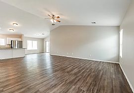 621 S 167th Dr, Goodyear, Az 85338 in Goodyear, AZ (Photo 4 of 12)