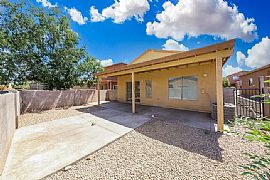 6650 S Venetian Dr, Tucson, Az 85746 in Tucson, AZ (Photo 12 of 12)