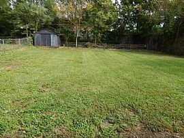 4113 Angel Ter 332 252 3521 in Jeffersontown, KY (Photo 2 of 7)