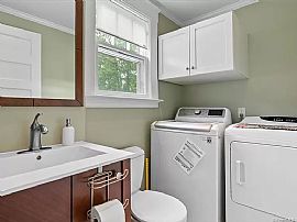 168 Alden Ave, New Haven, Ct 06515 in New Haven, CT (Photo 8 of 12)