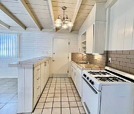 726 E Adams St, Tucson, Az 85719 in Tucson, AZ (Photo 4 of 11)