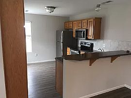 Charming 3 Bedroom Home in Manhattan, KS (Photo 2 of 12)