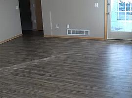 Charming 3 Bedroom Home in Manhattan, KS (Photo 6 of 12)