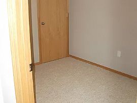 Charming 3 Bedroom Home in Manhattan, KS (Photo 8 of 12)