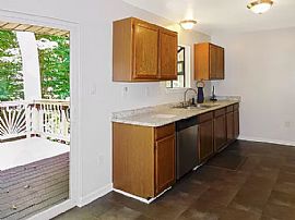 Charming 3 Bedroom Home in Lusby, MD (Photo 6 of 12)