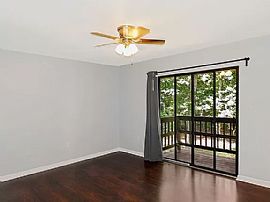 Charming 3 Bedroom Home in Lusby, MD (Photo 8 of 12)