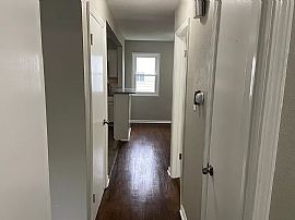 925 E Holt Ave, Milwaukee, Wi 53207 in Milwaukee, WI (Photo 3 of 12)