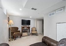 5123 N Bay Ridge Ave, Whitefish Bay, Wi 53217 in Whitefish Bay, WI (Photo 11 of 12)