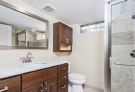 5123 N Bay Ridge Ave, Whitefish Bay, Wi 53217 in Whitefish Bay, WI (Photo 5 of 12)