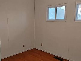 420 Dodge Ave, Williamstown, Wv 26187 in Williamstown, WV (Photo 5 of 12)