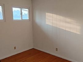 420 Dodge Ave, Williamstown, Wv 26187 in Williamstown, WV (Photo 7 of 12)