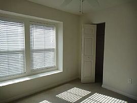 7313 Black Walnut Way, Lakewood Ranch, Fl 34202 in Bradenton, FL (Photo 10 of 12)