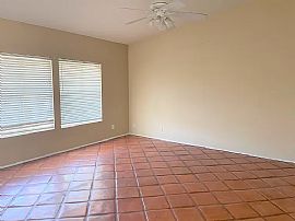 6913 E Kathleen Rd, Scottsdale, Az 85254 in Scottsdale, AZ (Photo 4 of 11)