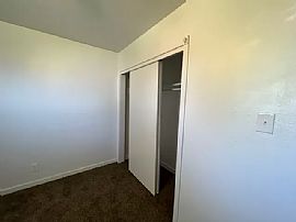 900 Melrose Dr, Reno, Nv 89502 in Reno, NV (Photo 11 of 12)