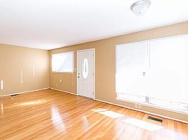 438 Murphys Ln, Bessemer, Al 35023 in Bessemer, AL (Photo 8 of 12)