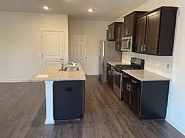 448 Crossbridge Rd, Chelsea, Al 35043 in Chelsea, AL (Photo 2 of 8)