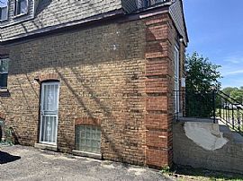 9300 S Francisco Ave, Evergreen Park, Il 60805 . Awesome House in Evergreen Park, IL (Photo 2 of 12)