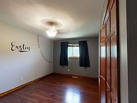 4217 Glen Oaks Dr, Crown Point, in 46307 . Peaceful House  in Crown Point, IN (Photo 7 of 11)