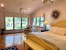 51 Riverside Dr, South Kingstown, Ri 02879 in South Kingstown, RI (Photo 11 of 11)