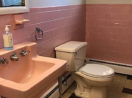 51 Riverside Dr, South Kingstown, Ri 02879 in South Kingstown, RI (Photo 9 of 11)