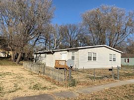 220 Miami St, Leavenworth, Ks 66048 . Home Sweet Home  in Leavenworth, KS