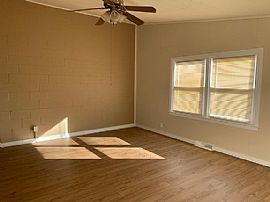 220 Miami St, Leavenworth, Ks 66048 . Home Sweet Home  in Leavenworth, KS (Photo 2 of 9)