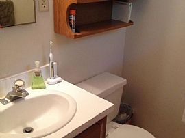 8715 W 72nd Ter, Merriam, Ks 66204 . Lovely House in Merriam, KS (Photo 7 of 9)