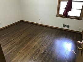 8715 W 72nd Ter, Merriam, Ks 66204 . Lovely House in Merriam, KS (Photo 8 of 9)