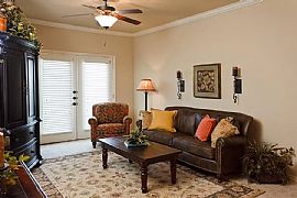 Waterview The Cove Assisted Living and Memory Care. House For R in Granbury, TX (Photo 5 of 12)