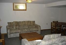 5100 Hillburn Ave, Baltimore, Md 21206 in Baltimore, MD (Photo 4 of 10)