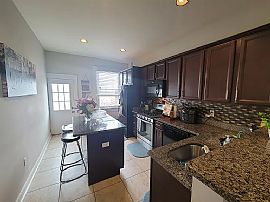 9 N Luzerne Ave #1, Baltimore, Md 21224 in Highlandtown, MD (Photo 4 of 12)