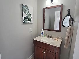 9 N Luzerne Ave #1, Baltimore, Md 21224 in Highlandtown, MD (Photo 5 of 12)