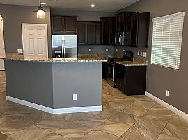 26238 N 107th Ln, Peoria, Az 85383 in Peoria, AZ (Photo 2 of 12)