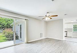 401 Libra Ln, Orange Park, Fl 32073 in Orange Park, FL (Photo 9 of 12)